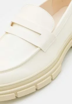 YOURTURN Slipper - White -YOURTURN Geschäft 0f9efad57a7c4f4a92a95083573a0d93