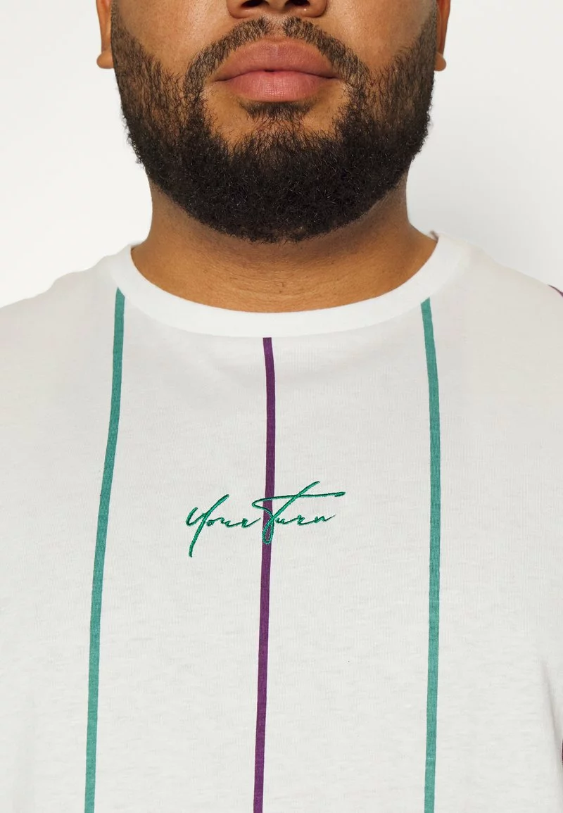 YOURTURN SIGNATURE TEE UNISEX - T-Shirt Print - White 6 YOURTURN SIGNATURE TEE UNISEX - T-Shirt Print - White – Bild 6