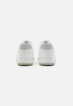 YOURTURN UNISEX - Sneaker Low - White -YOURTURN Geschäft 78e4f3b20fca497ebba107e930147e4b