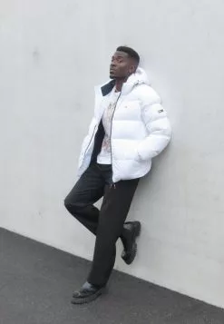 YOURTURN UNISEX - T-Shirt Print - Black -YOURTURN Geschäft 7dae635c3d624a24a5e6c7d8768f8717