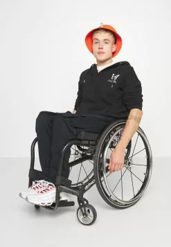 YOURTURN UNISEX - Sweatshirt - Black -YOURTURN Geschäft 8e51ba97e0af4f0489491afa33a33b66