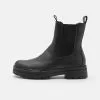 YOURTURN Stiefelette - Black