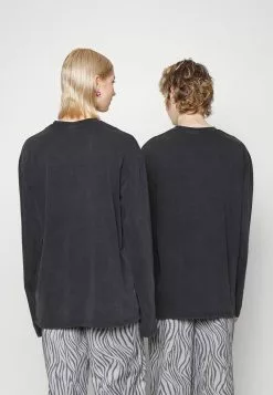 YOURTURN Sweatshirt - Black 8 YOURTURN Sweatshirt - Black -YOURTURN Geschäft acd0cfbfda724053b8dc2517d99184e5