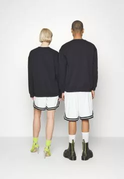 YOURTURN CARE BEARS UNISEX - Sweatshirt - Black -YOURTURN Geschäft ad1423c1c9224e00a9e3a94492a41f76